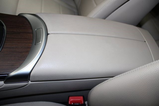 Used 2022 Mercedes-Benz GLC 300 4MATIC w/ Premium Package Lite image 23