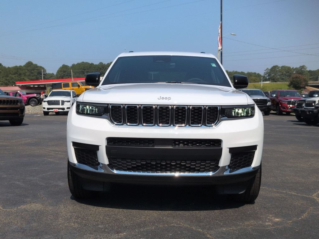 New 2026 Jeep Grand Cherokee L Laredo AWD/4WD image 7