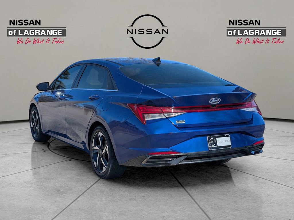 Used 2021 Hyundai Elantra SEL w/ Convenience + Premium Package image 7