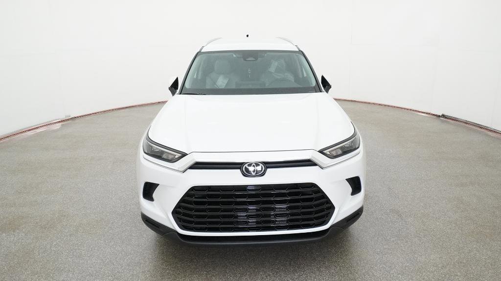 New 2026 Toyota Grand Highlander XLE image 2