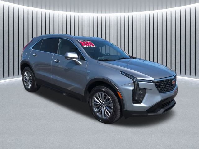 Certified 2025 Cadillac XT4 Premium Luxury FWD image 1