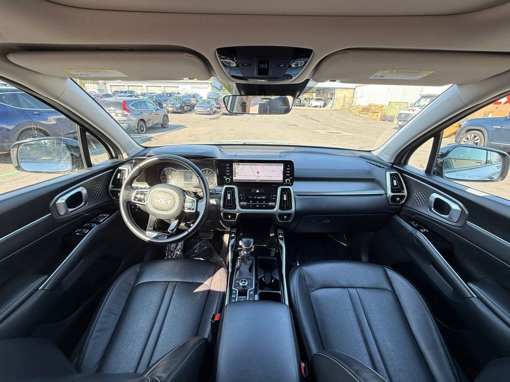 Used 2022 Kia Sorento SX image 22