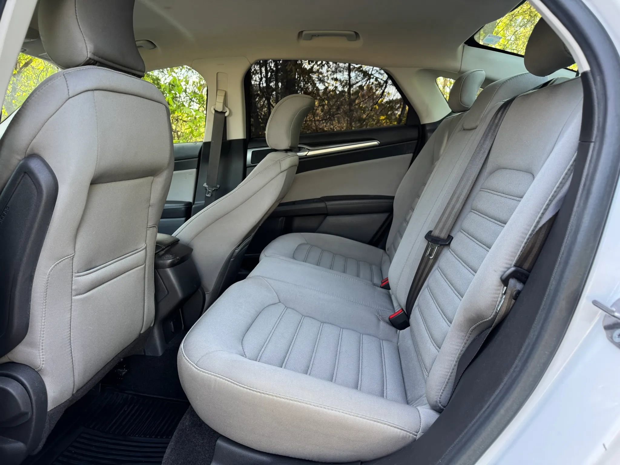 Used 2015 Ford Fusion S image 14