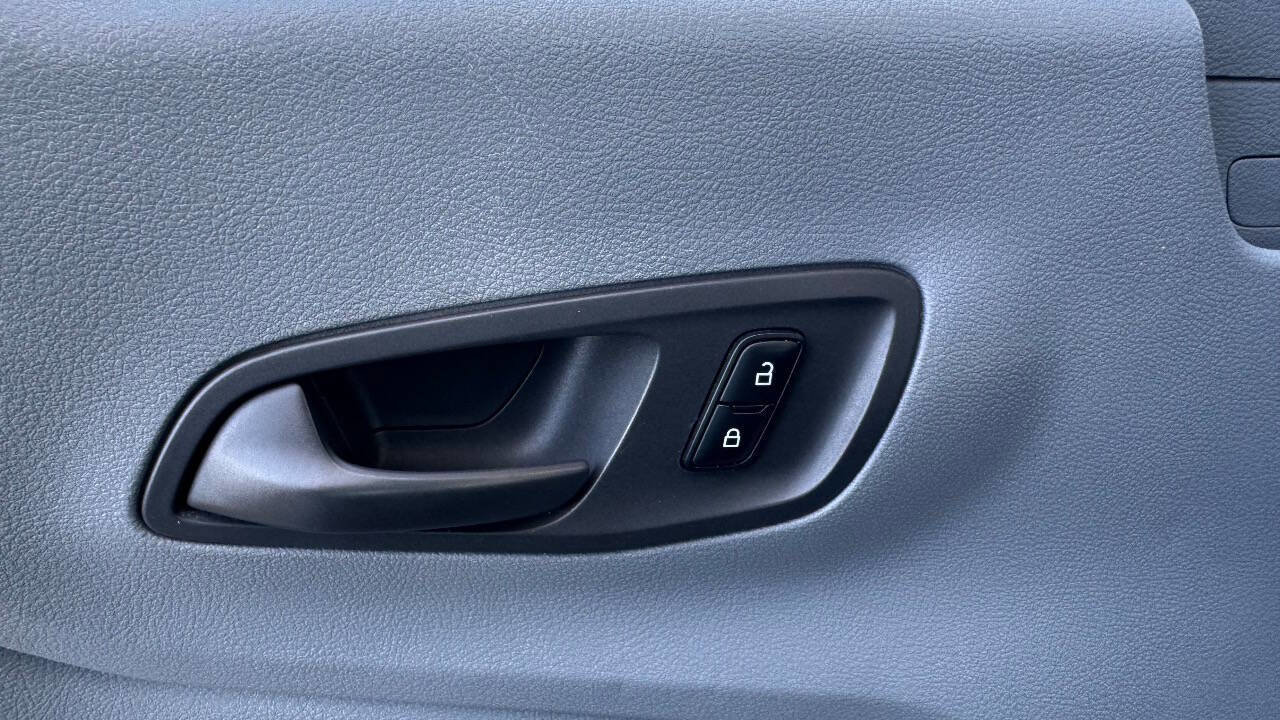 Used 2018 Ford Transit 250 138 image 21