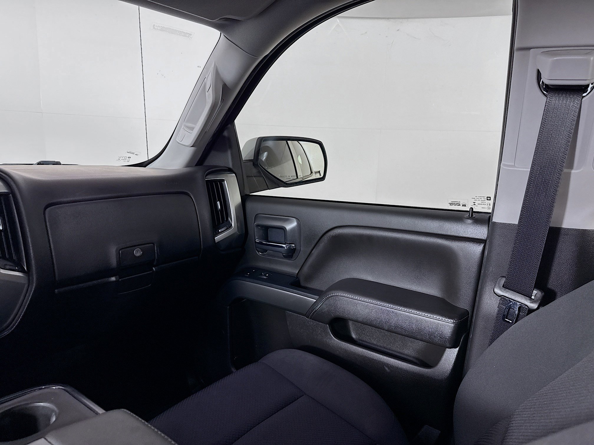 Used 2018 Chevrolet Silverado 1500 LT w/ All Star Edition image 27