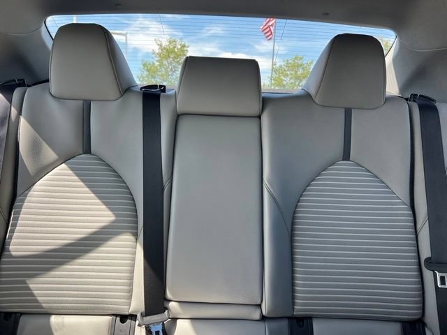Used 2022 Toyota Camry SE w/ Audio Upgrade Package FWD image 29