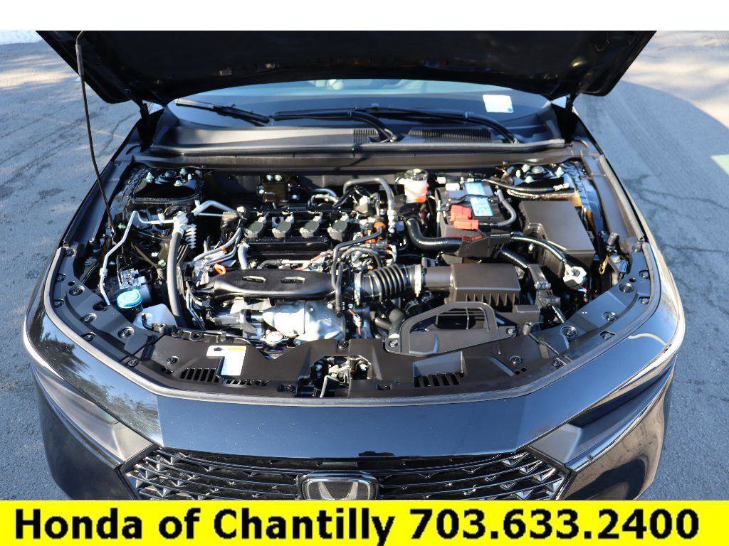 Certified 2025 Honda Accord SE image 30