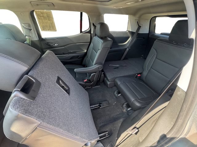 Used 2023 GMC Acadia SLT w/ Elevation Edition FWD image 12