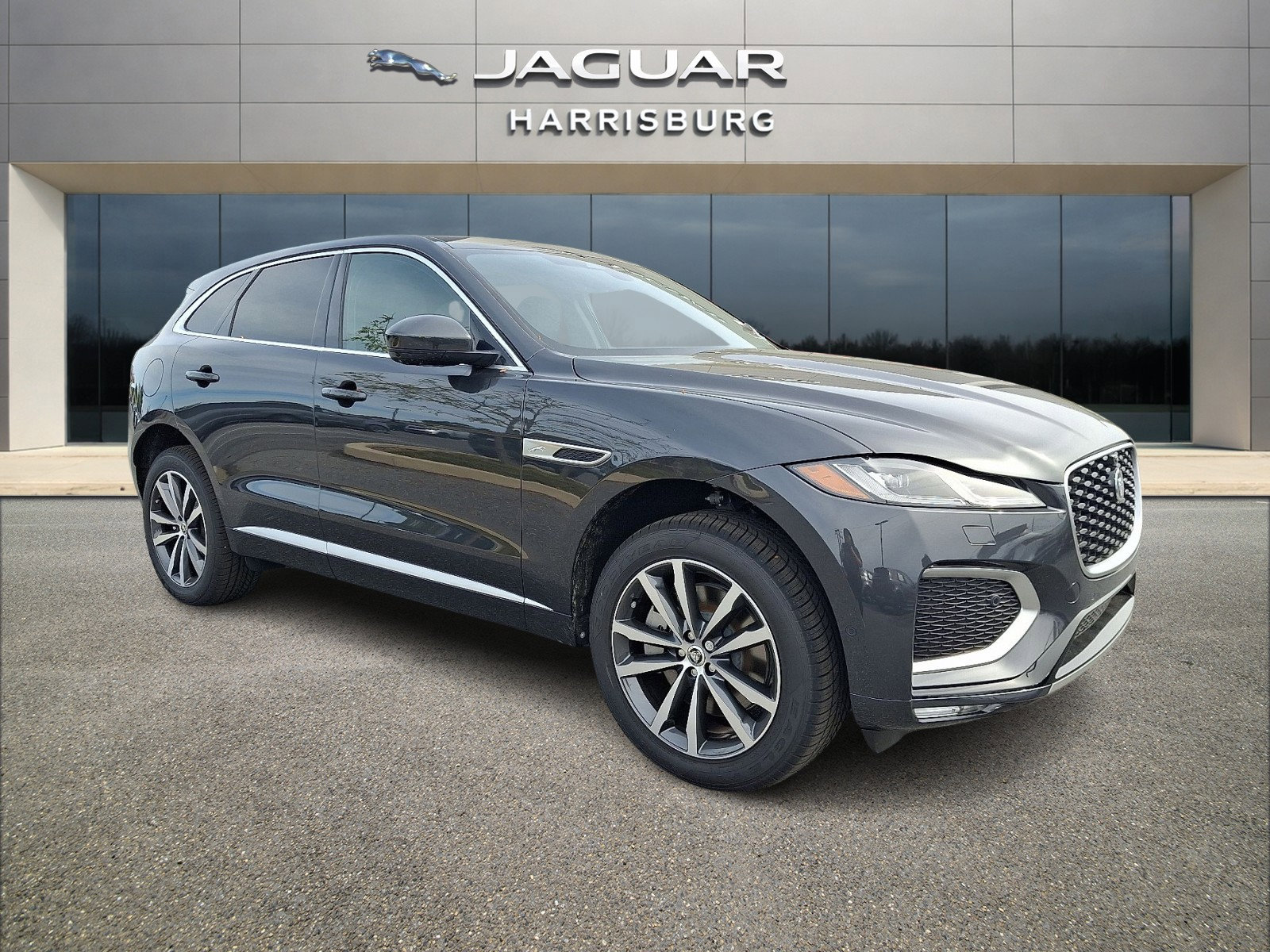 New 2026 Jaguar F-PACE R-Dynamic S image 5