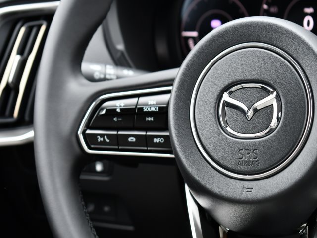 New 2025 MAZDA CX-70 Plug-In Hybrid w/ Premium Pkg image 25