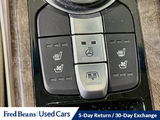 Used 2019 Genesis G90 5.0 Ultimate AWD/4WD image 27