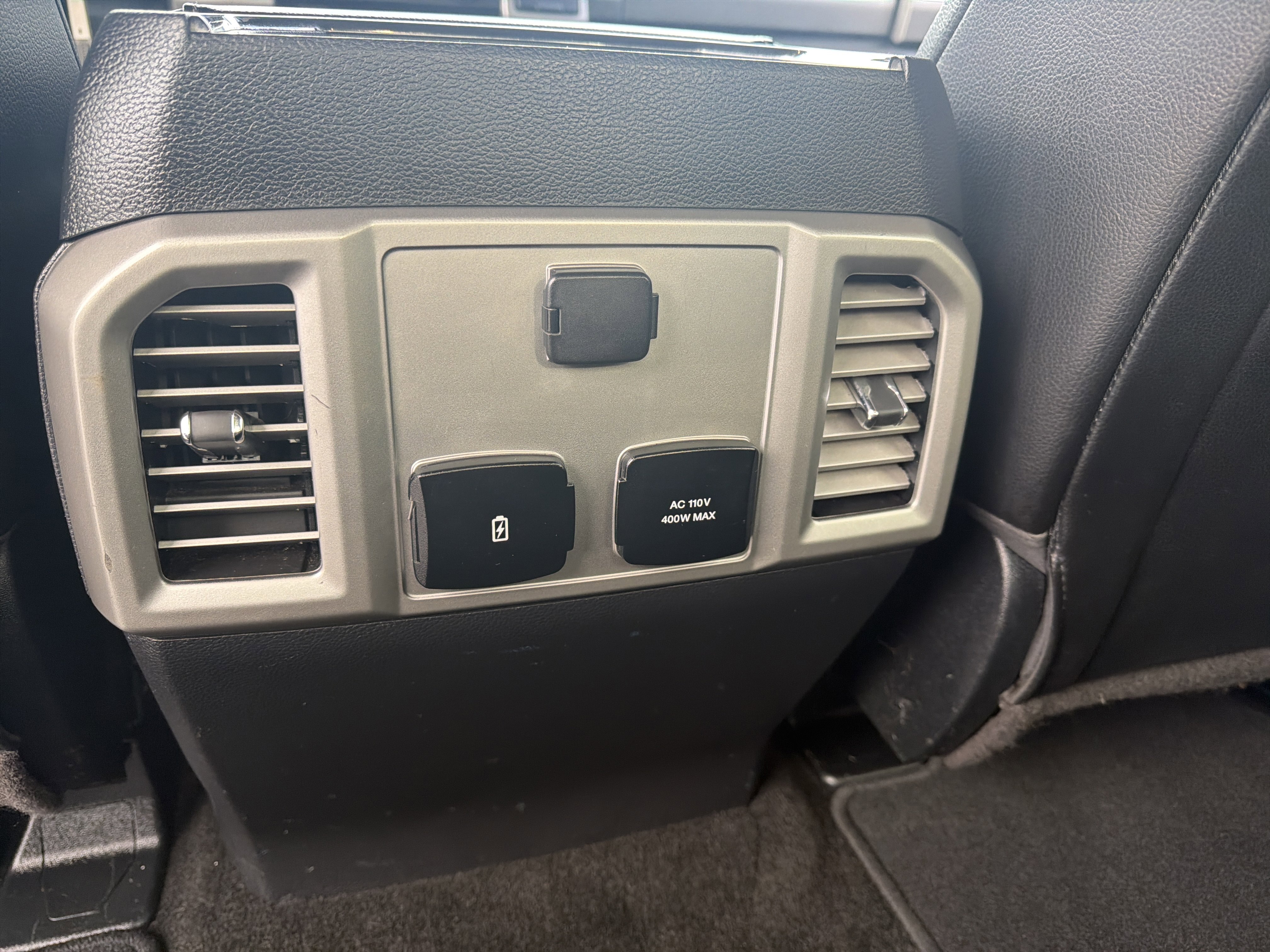 Used 2017 Ford F250 Lariat w/ Chrome Package image 14