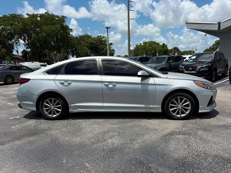 Used 2019 Hyundai Sonata SE FWD image 4