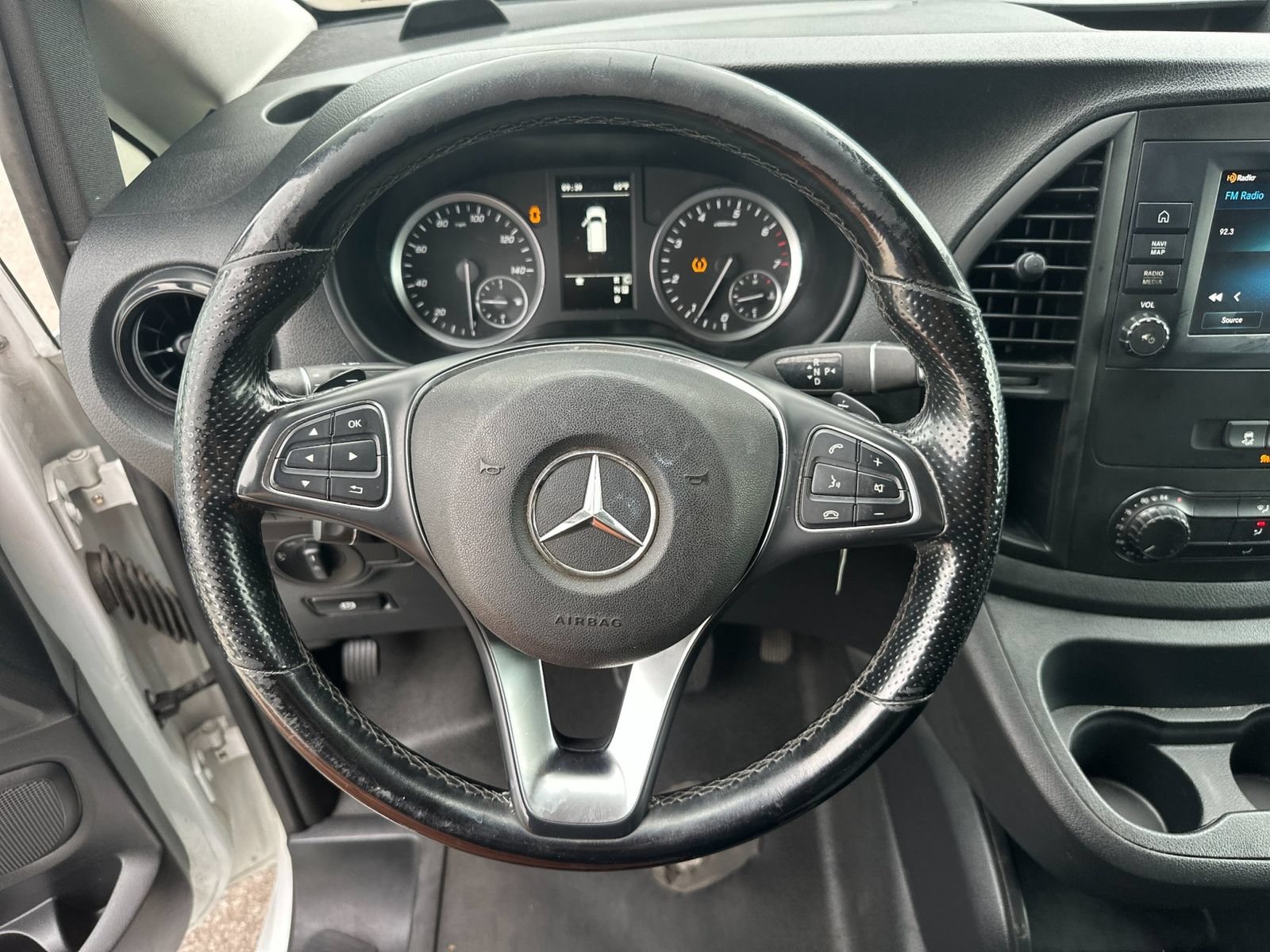 Used 2022 Mercedes-Benz Metris image 13