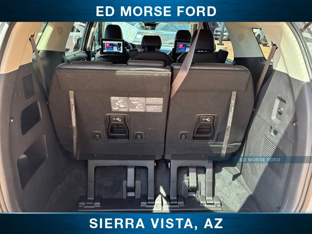Certified 2023 Kia Carnival EX FWD image 13