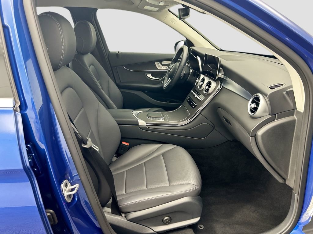 Used 2022 Mercedes-Benz GLC 300 image 18