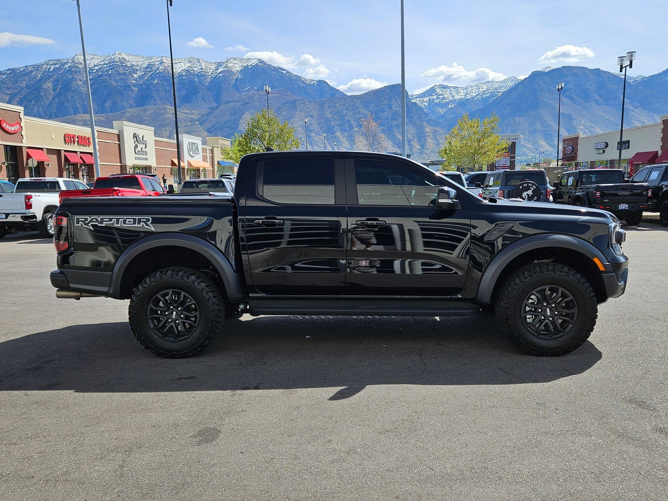 Used 2025 Ford Ranger Raptor image 2
