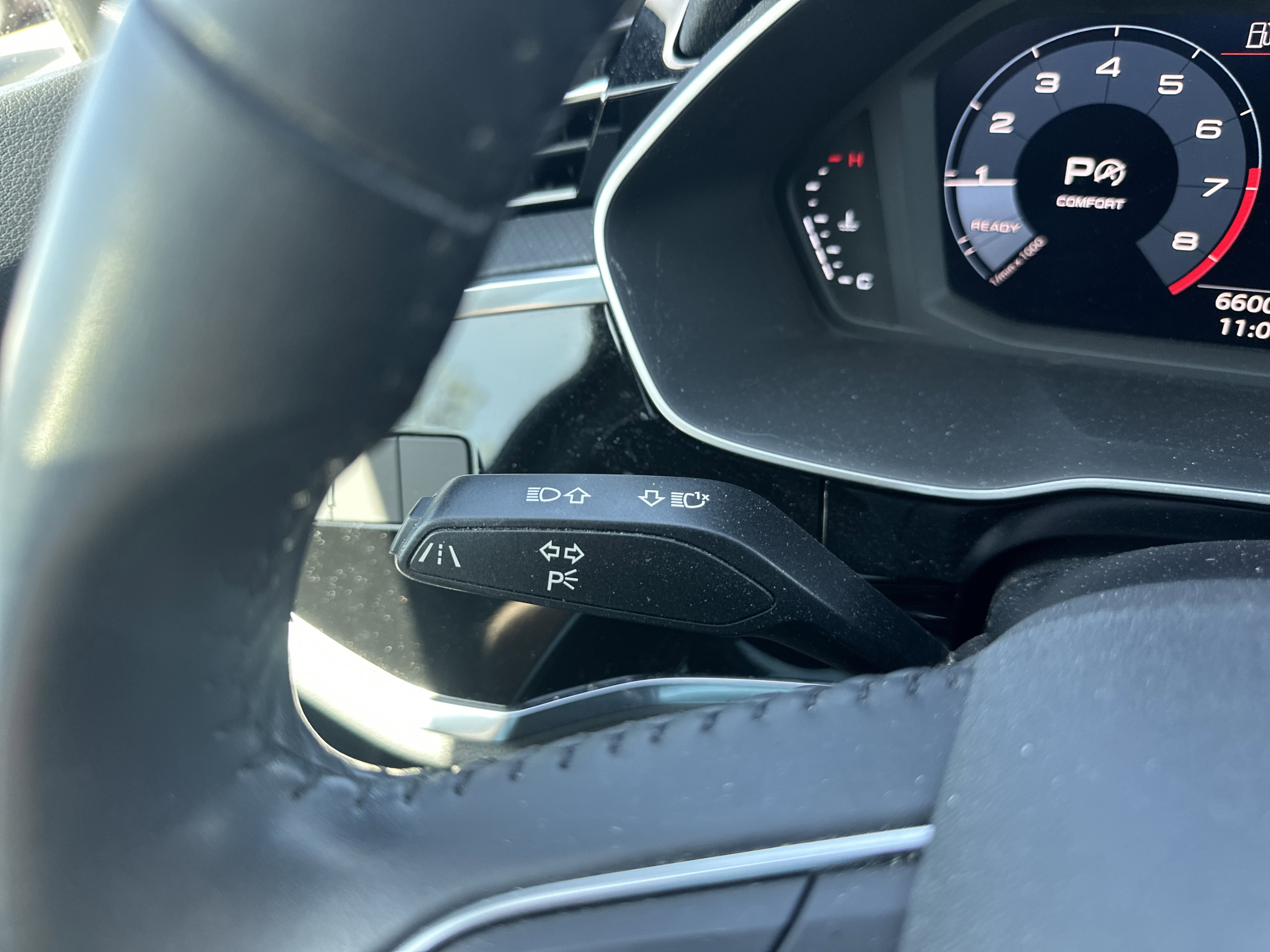 Used 2020 Audi Q3 2.0T Premium AWD/4WD image 23