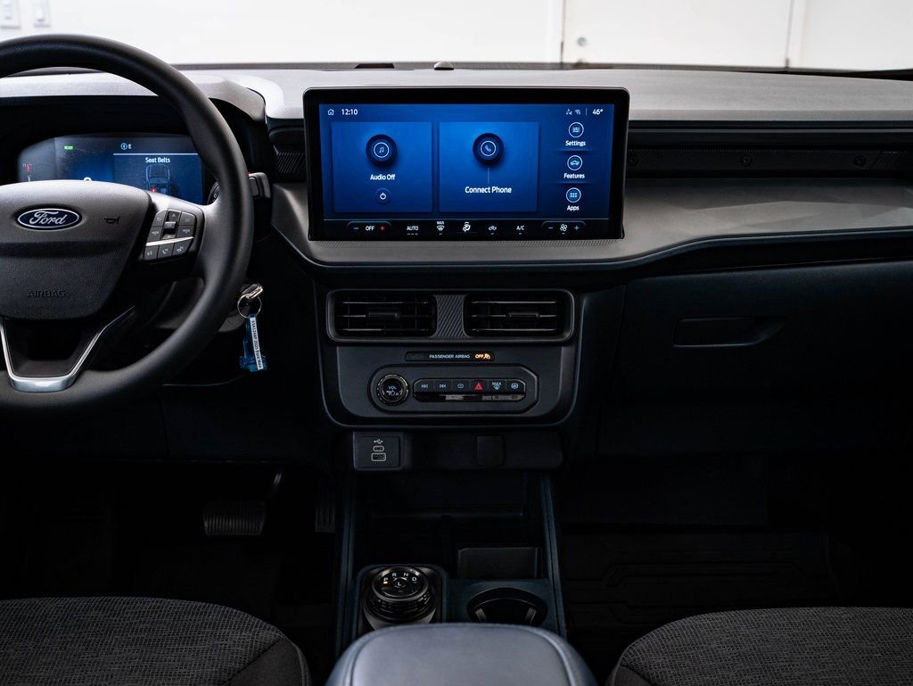 Used 2025 Ford Maverick XL FWD image 30