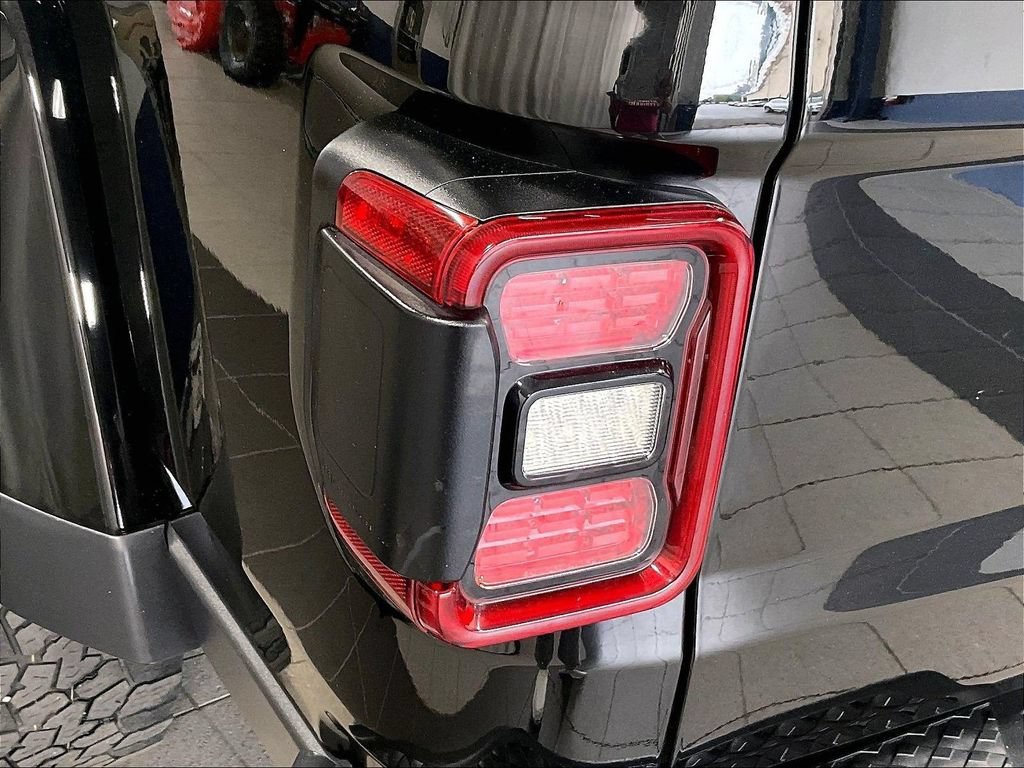 Used 2021 Jeep Gladiator Mojave AWD/4WD image 33