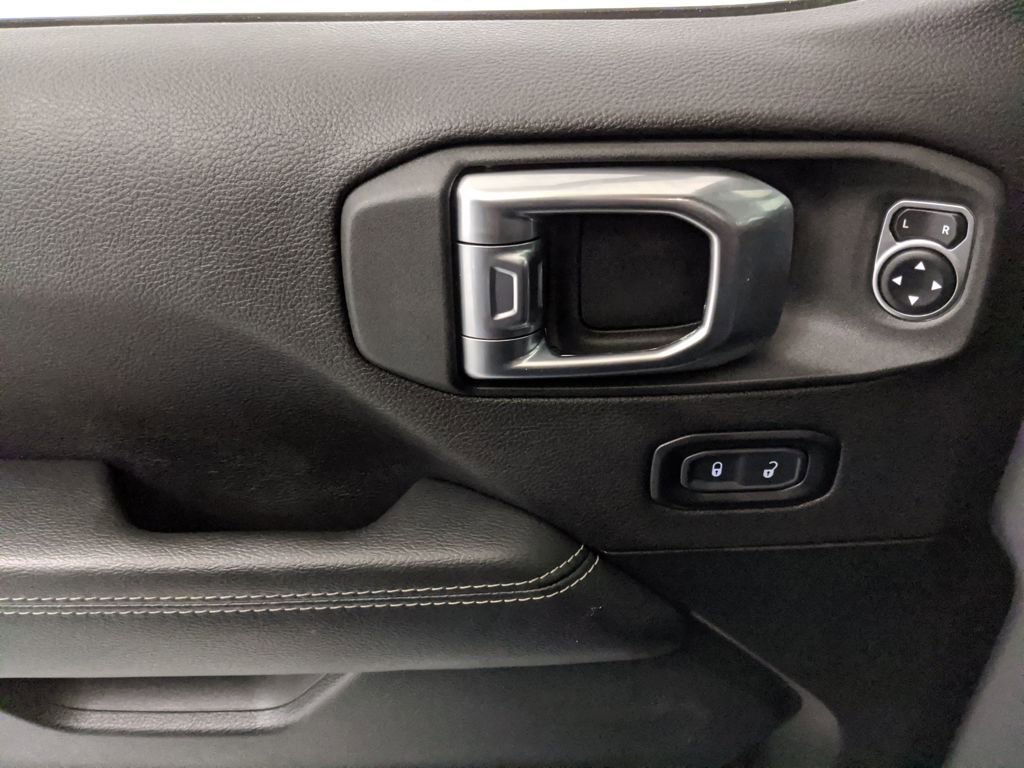 Used 2023 Jeep Wrangler Unlimited Sahara w/ Cold Weather Group image 23