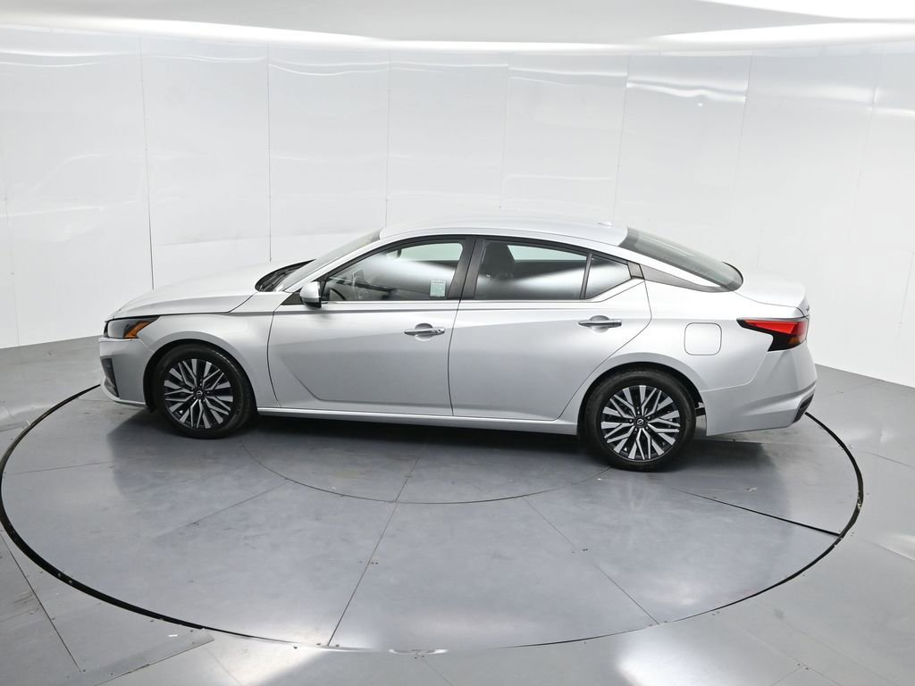 Used 2023 Nissan Altima 2.5 SV image 54