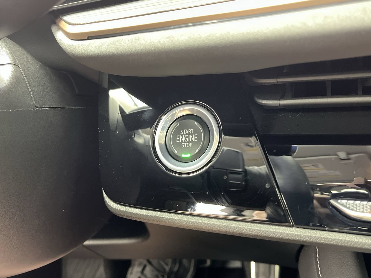 New 2026 Buick Envision Sport Touring AWD/4WD image 21