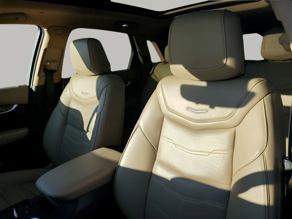 Used 2020 Cadillac XT5 Premium Luxury w/ Platinum Package image 25