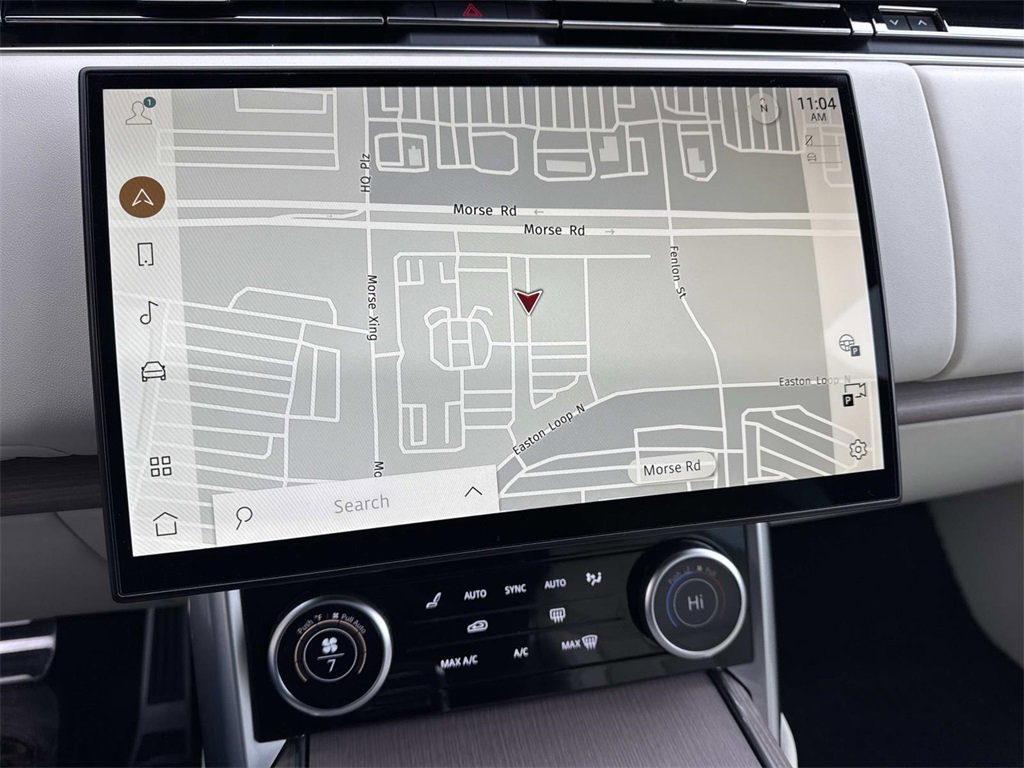 Used 2023 Land Rover Range Rover SE image 23