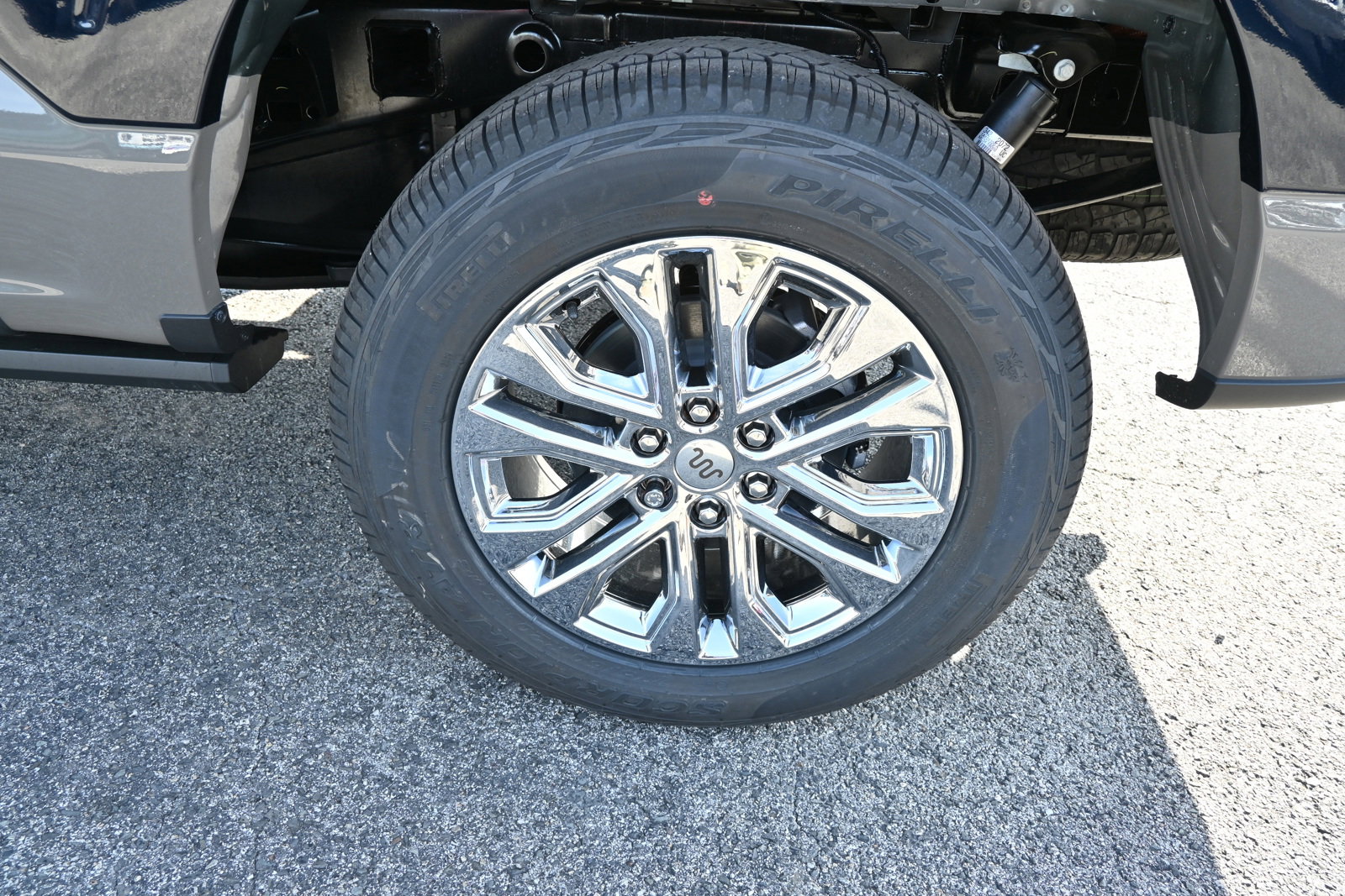 New 2025 Ford F150 King Ranch w/ FX4 Off-Road Package image 15