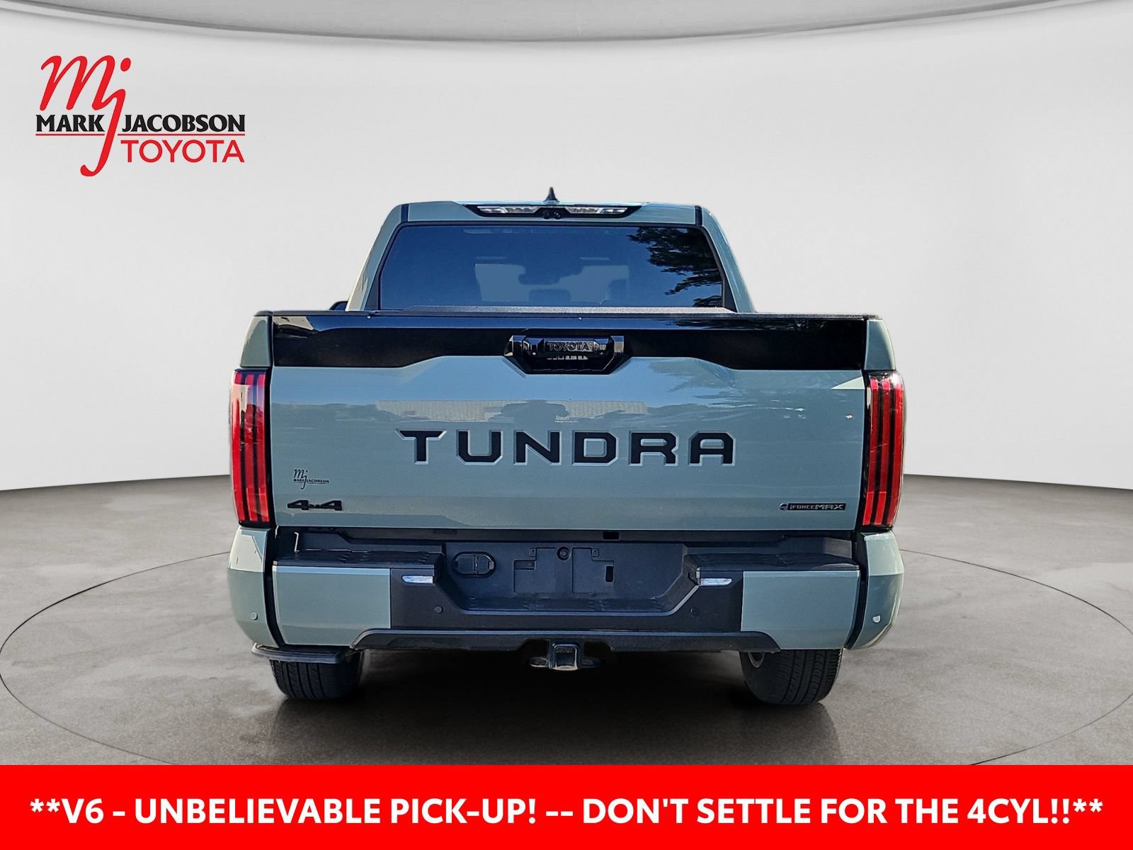 Used 2025 Toyota Tundra Platinum AWD/4WD image 11