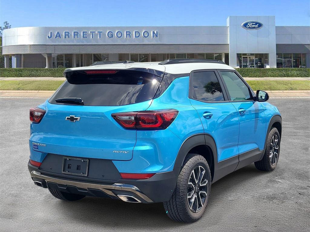 Used 2025 Chevrolet TrailBlazer ACTIV w/ Convenience Package FWD image 4