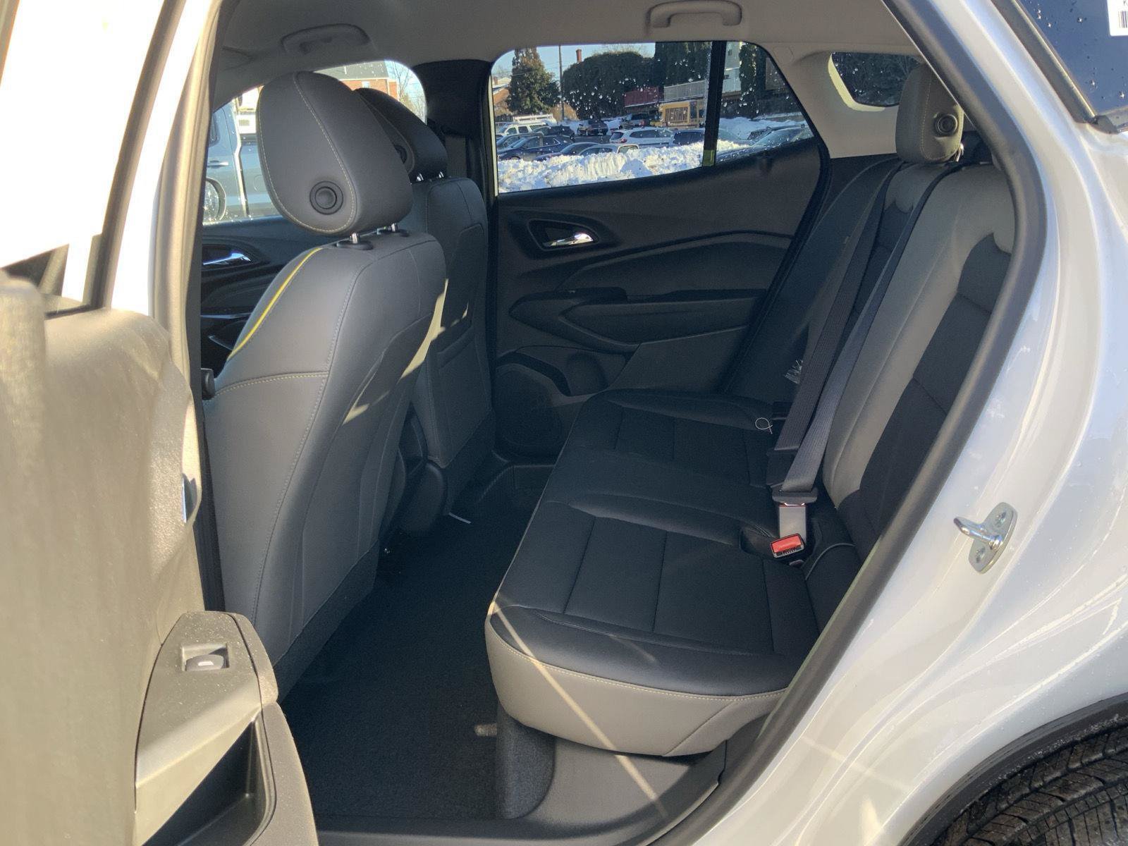 New 2026 Chevrolet Trax ACTIV FWD image 11