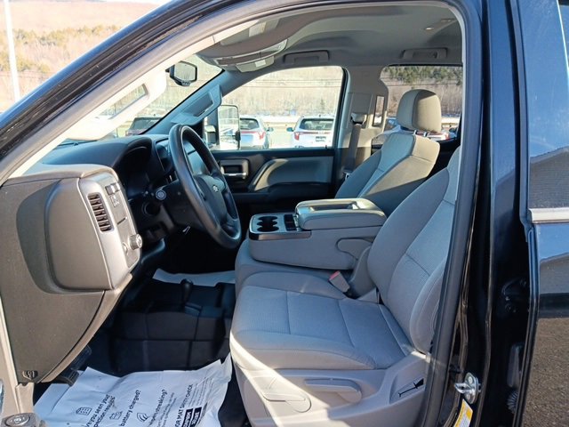 Used 2018 Chevrolet Silverado 2500 W/T w/ Snow Plow Prep Package image 6