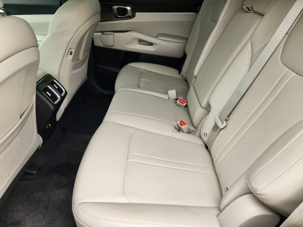 New 2025 Kia Sorento S AWD/4WD image 19