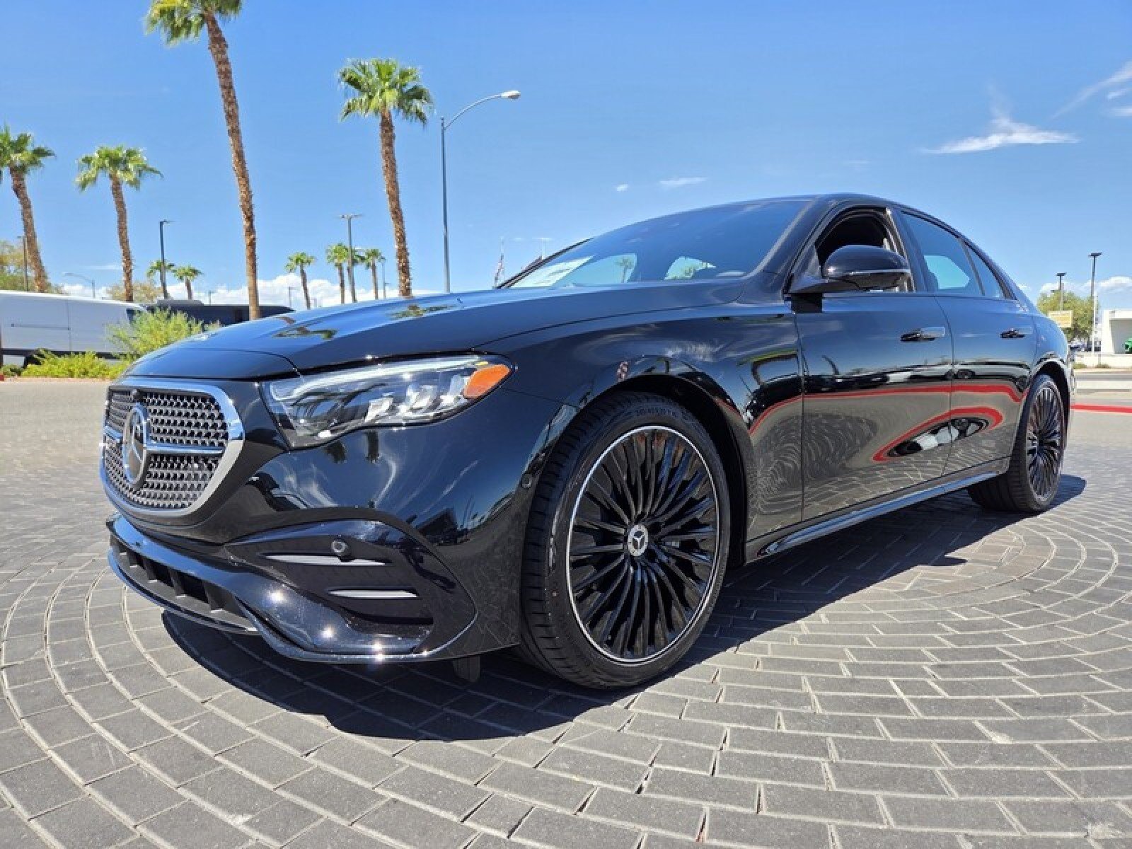 New 2027 Mercedes-Benz E 450 4MATIC Sedan image 8