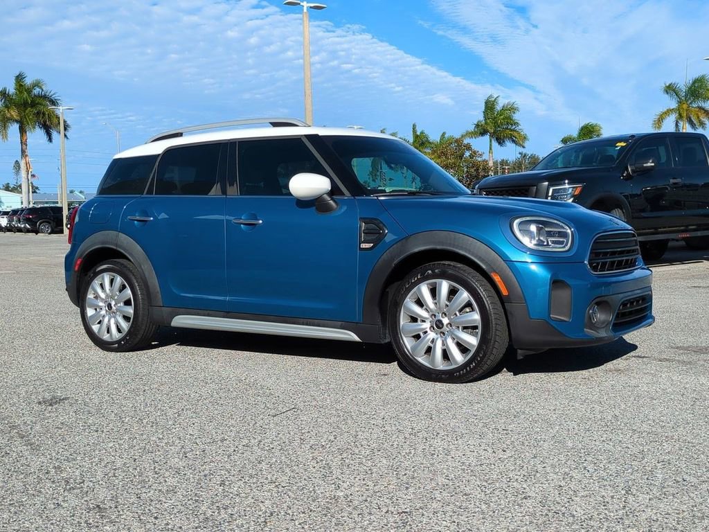 Used 2021 MINI Cooper Countryman Oxford Edition image 3
