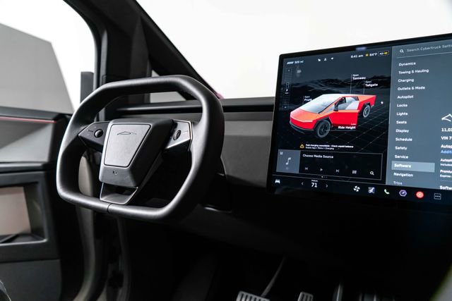 Used 2025 Tesla Cybertruck AWD Crew Cab image 24