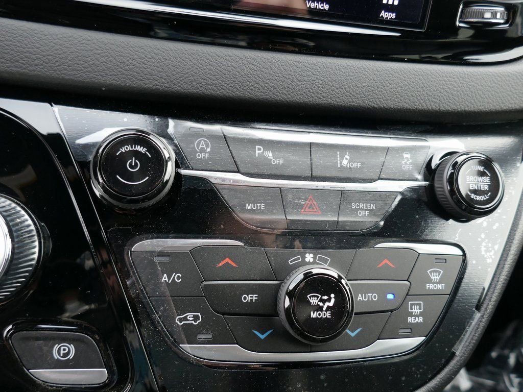 New 2026 Chrysler Voyager LX image 17