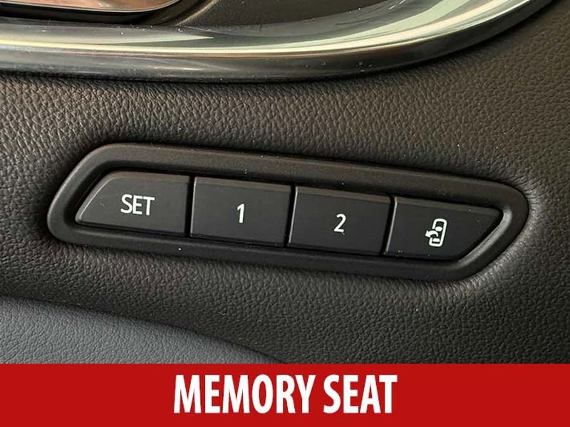 Used 2020 Buick Enclave Premium w/ Surround and Sites Package AWD/4WD image 8