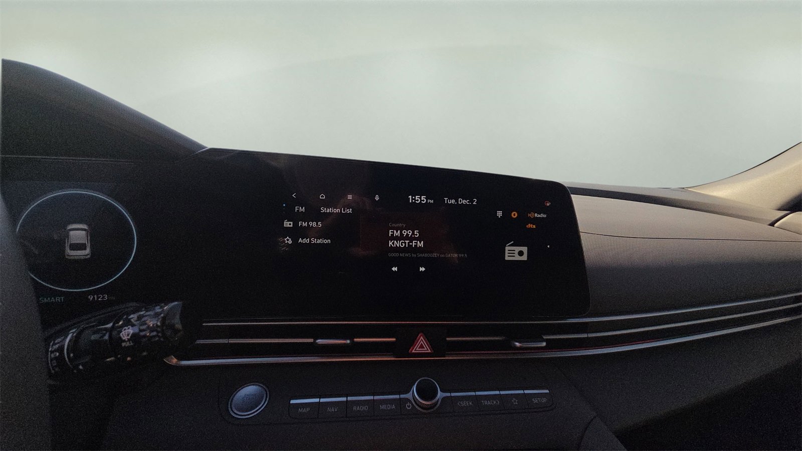 Used 2024 Hyundai Elantra SEL w/ Convenience Package image 10