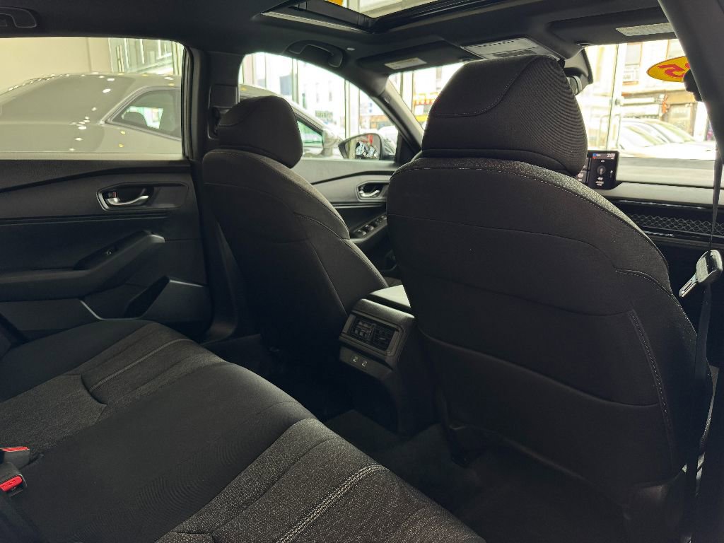 Used 2025 Honda Accord Sport image 27