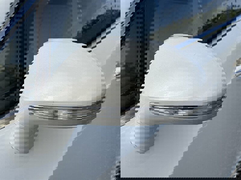 Used 2015 Bentley Continental GT image 18