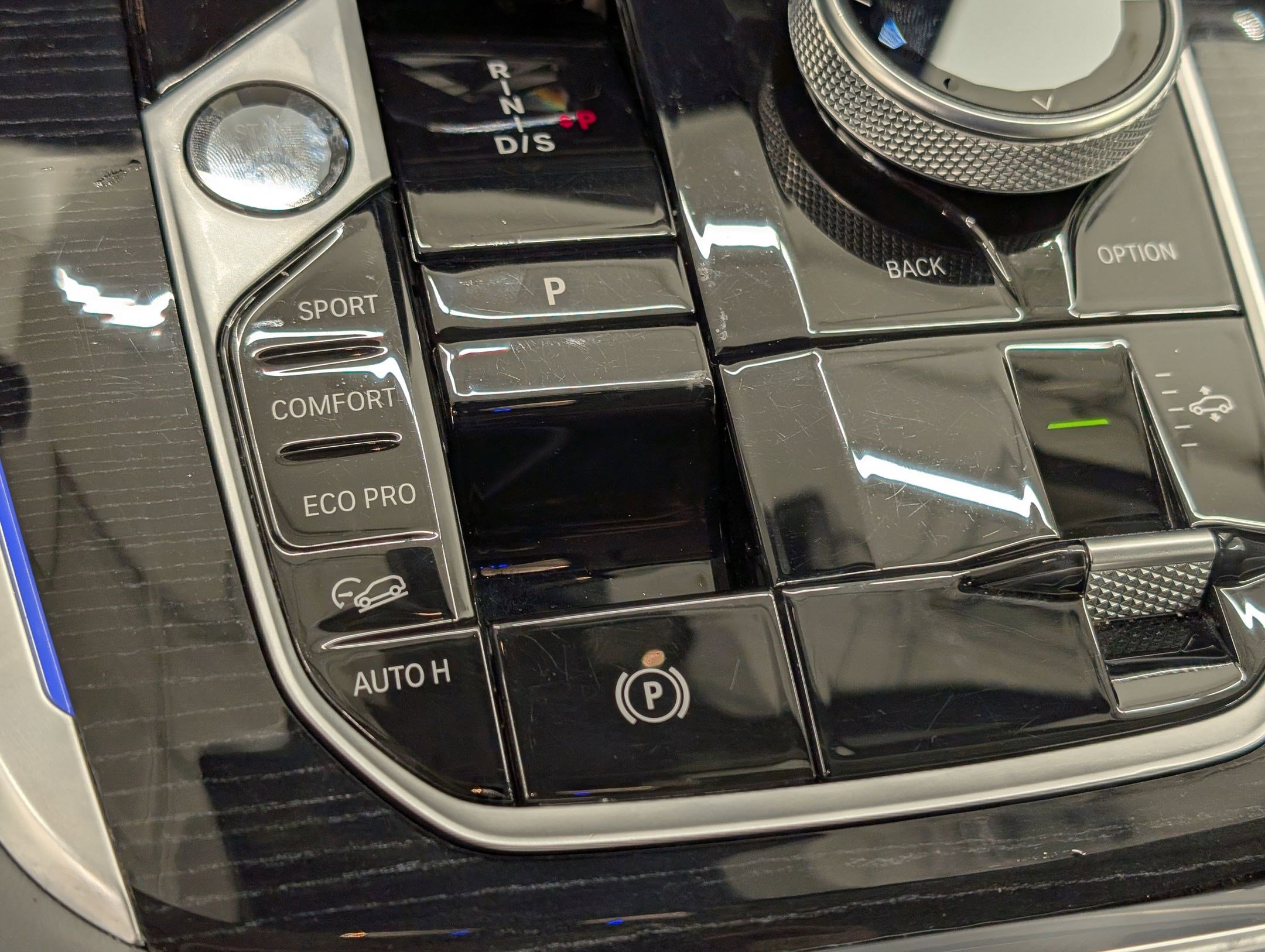 Used 2023 BMW X7 M60i w/ Executive Package image 20