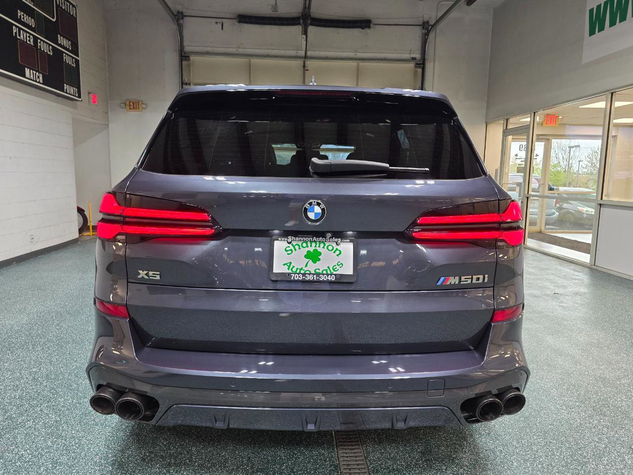 Used 2020 BMW X5 M50i w/ Executive Package image 9