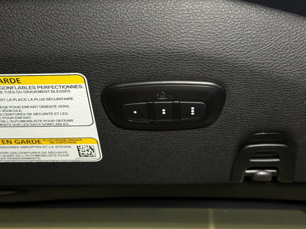 Used 2024 Jeep Wrangler High Altitude AWD/4WD image 31