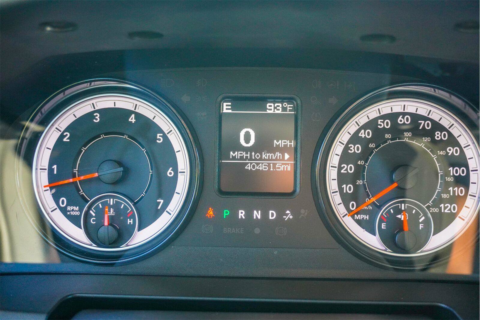 Used 2024 RAM 1500 Tradesman w/ Chrome Plus Package AWD/4WD image 24