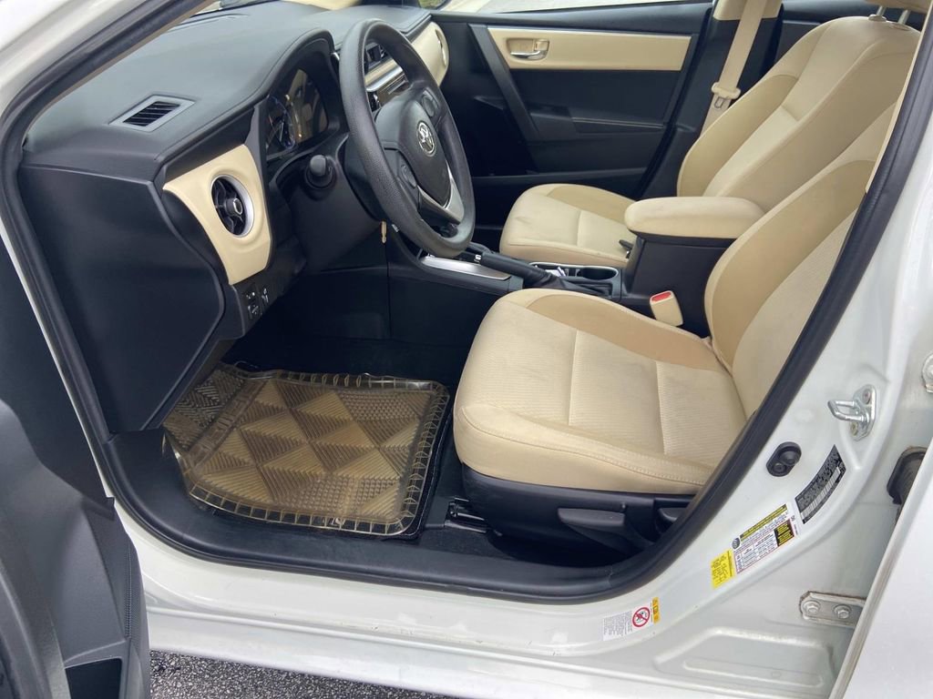 Used 2017 Toyota Corolla LE w/ Carpet Mat Package (TMS) FWD image 10