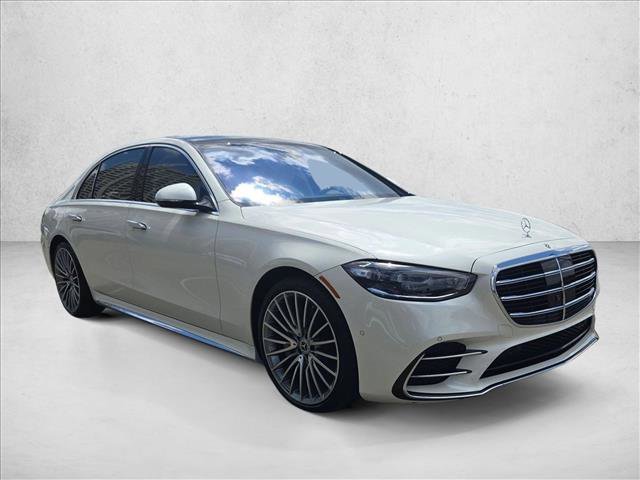 Used 2023 Mercedes-Benz S 500 4MATIC image 3