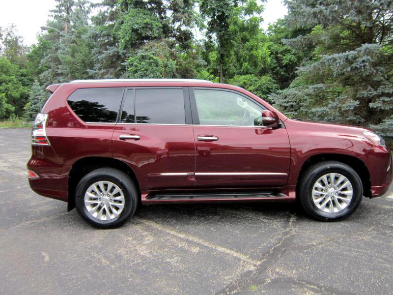 Used 2016 Lexus GX 460 image 3
